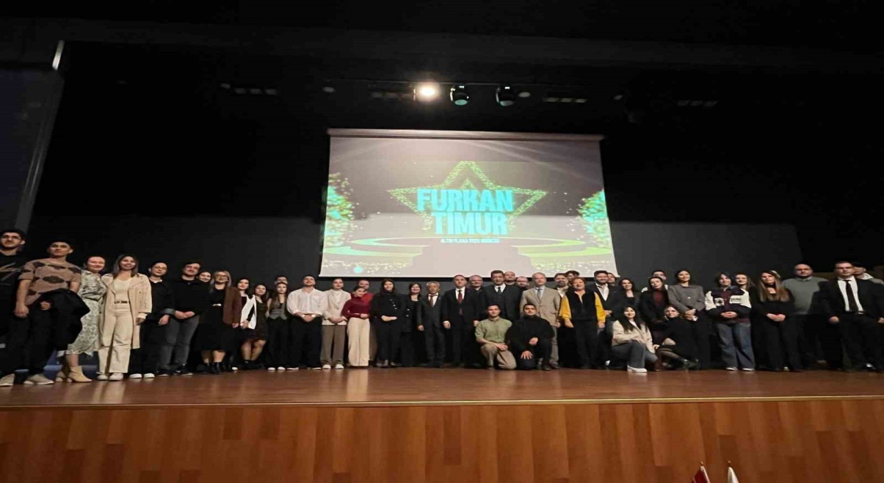 BŞEÜ öğrencilerine Altın Flama 2025te birincilik ödülü
