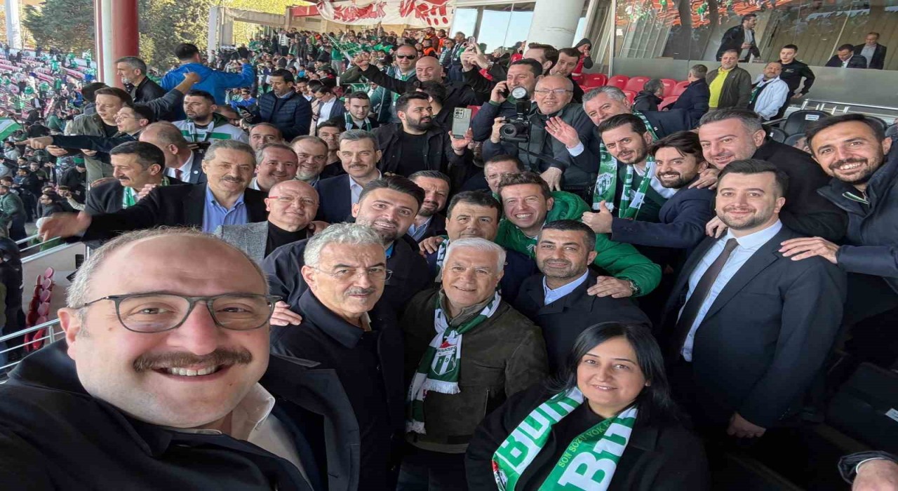 Bursa protokolünü buluşturan fotoğraf