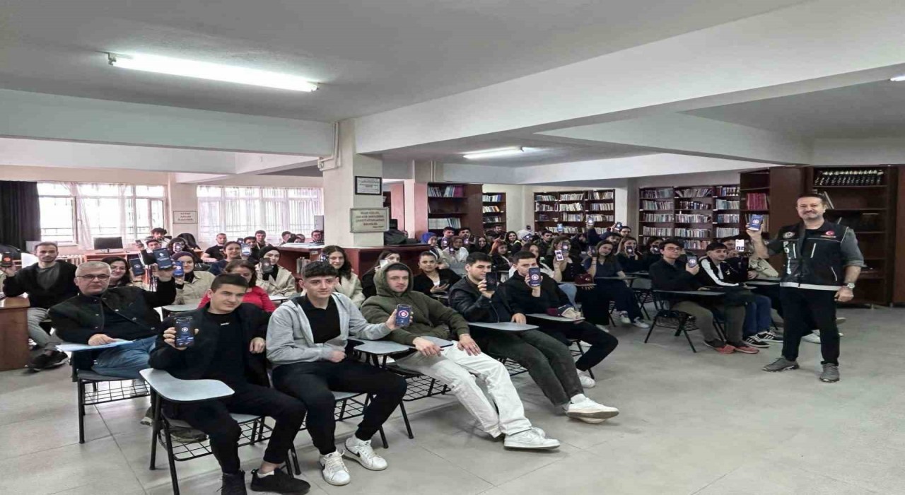 Bursada 5 bin 35 kişiye narko eğitim