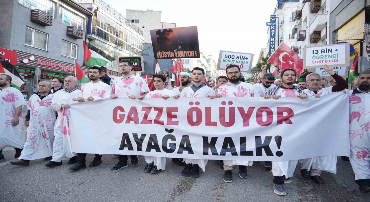 Bursada Filistine destek yürüyüşü