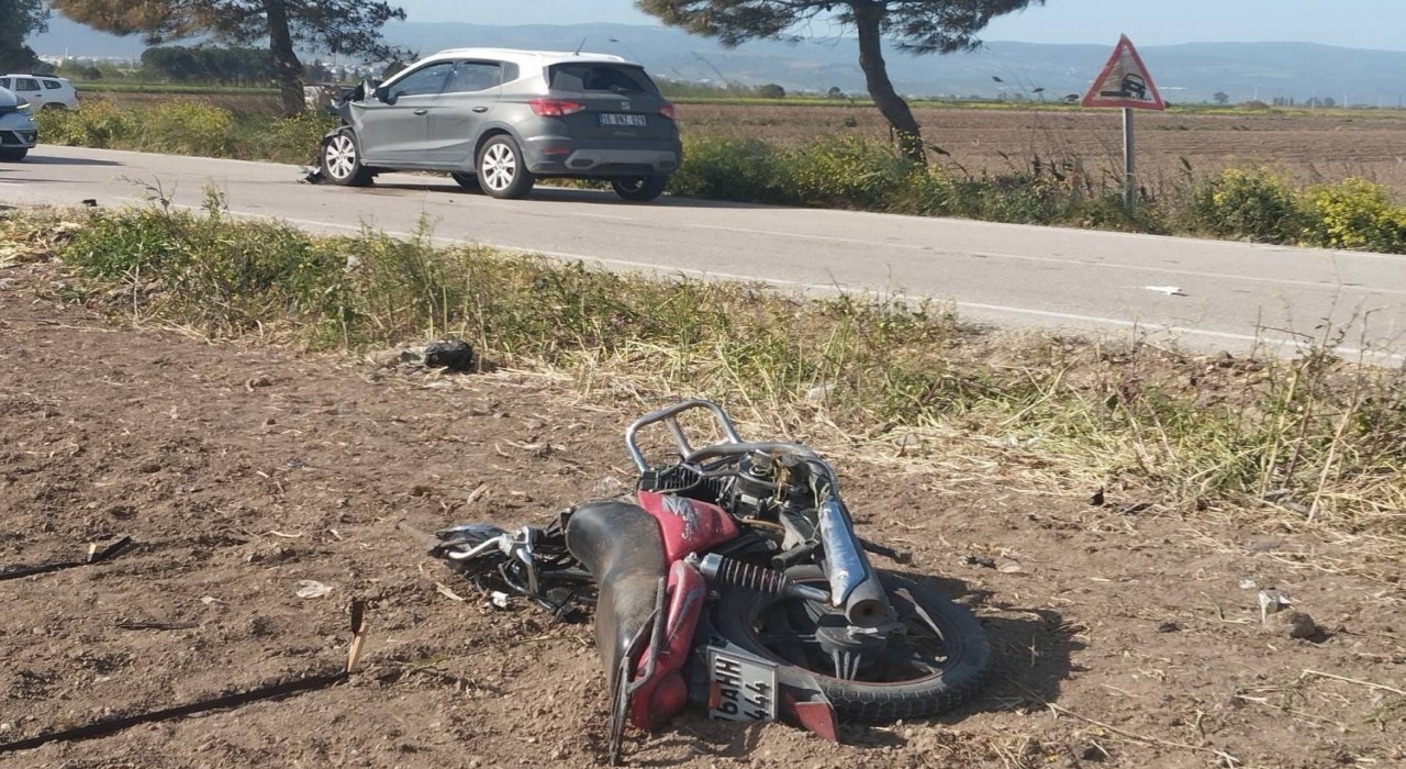 Bursada motosiklet ile otomobil çarpıştı: 1 ölü