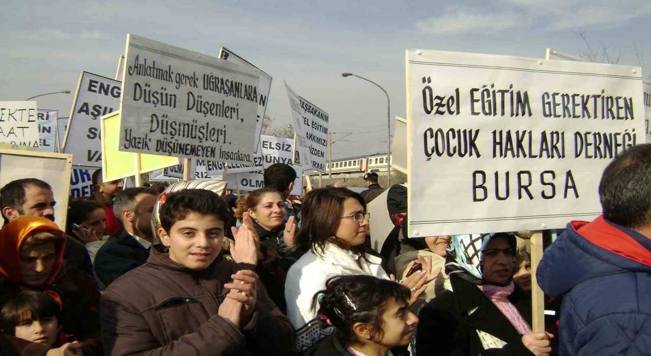 Bursadaki AVMler ayrımcılığa karşı öncü olsun