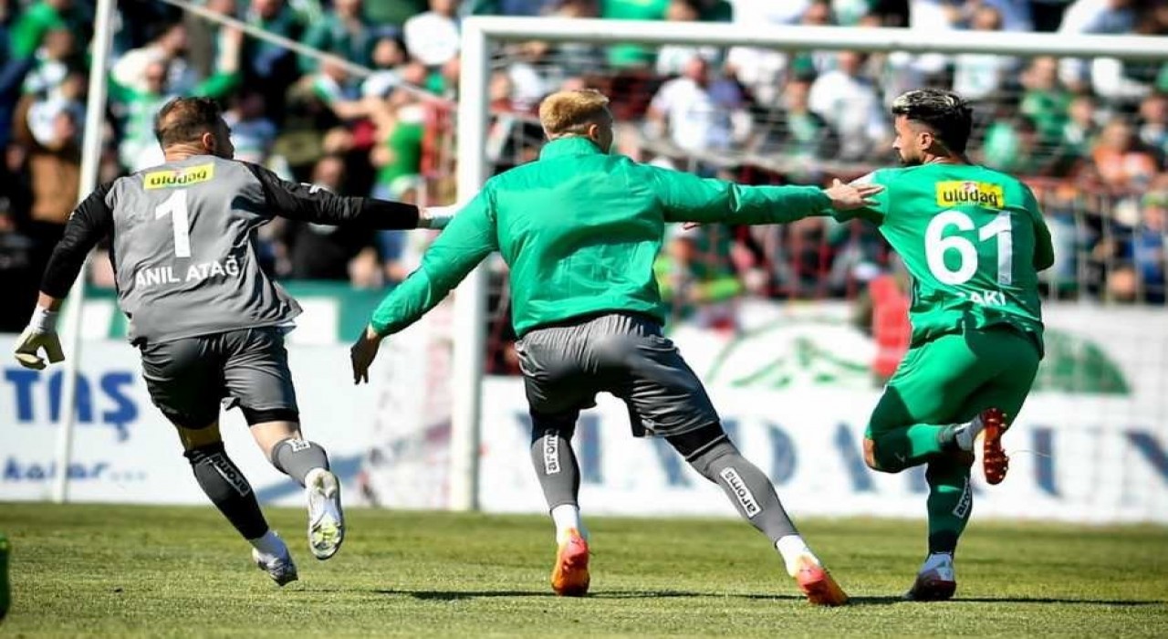 Bursaspor, TFF 2. Lige yükseldi