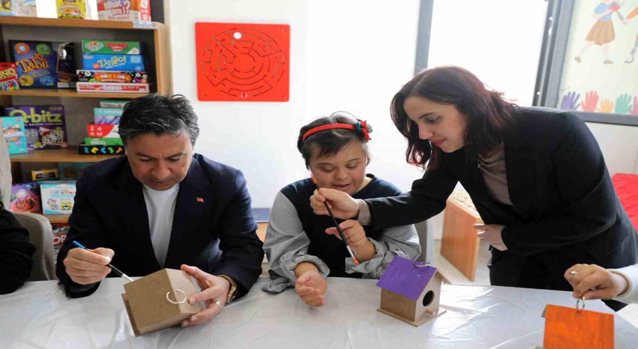 Büyükşehir Gündüz Bakımevi ve Kısa Mola Merkezleri sayısını artırıyor