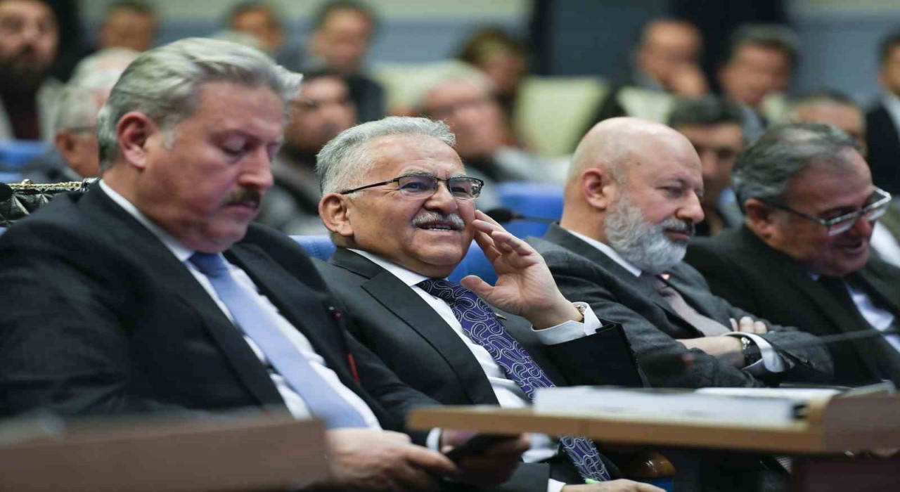 Büyükşehir Meclisinde 2024 yılı faaliyet raporu onaylandı