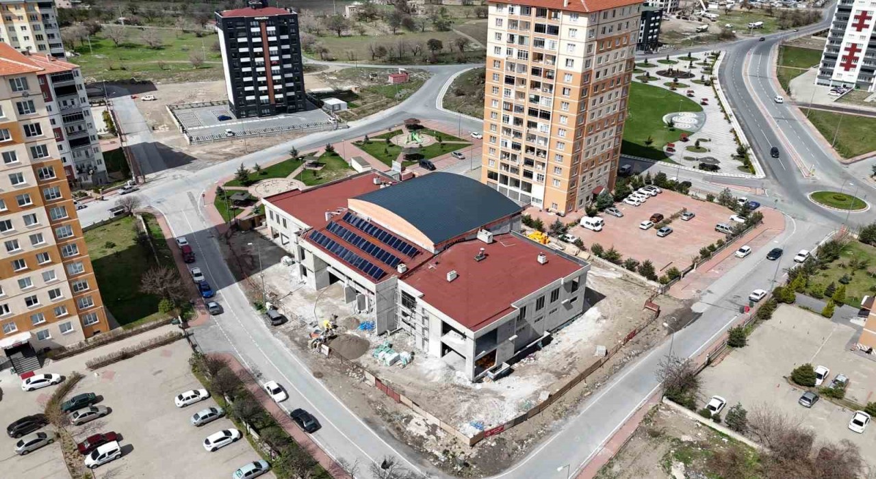 Büyükşehirden Altınoluka bir sosyal yaşam merkezi daha kazandırıyor