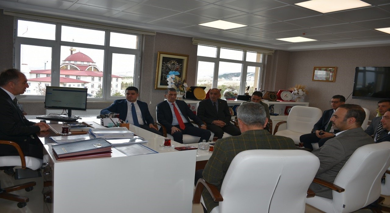 Çakmurdan yeni ilçe müdürlerine başarı diledi