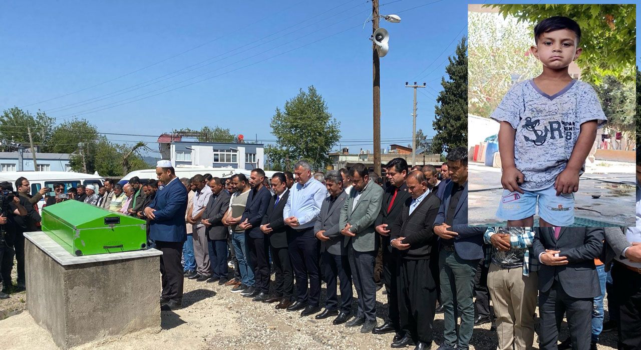 Cansız Bedeni Bulunan 7 Yaşındaki Cumali Timi Defnedildi