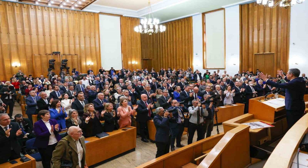 CHP Genel Başkanı Özel: Darbeyi yapıp millete yüzde 25 zam uyguluyorlar