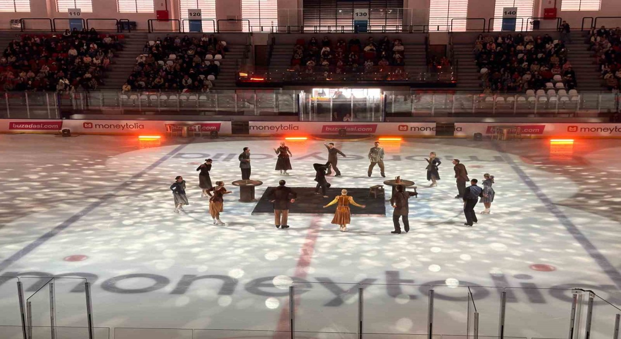 Cinderella on Ice gösterisinin ilki, Zeytinburnu Buz Adasında seyirciyle buluştu