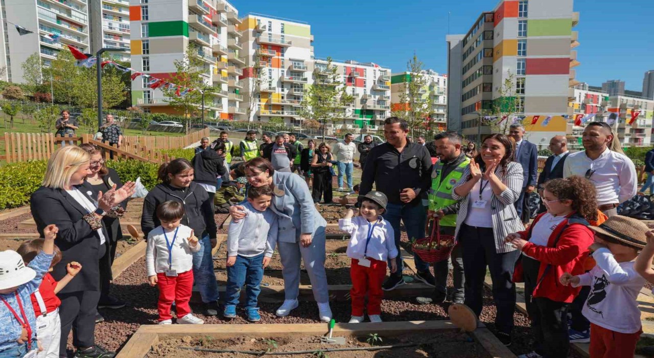 Çocuklara 23 Nisan hediyesi: ‘Maltepe Çocuk Tarım Parkı açıldı