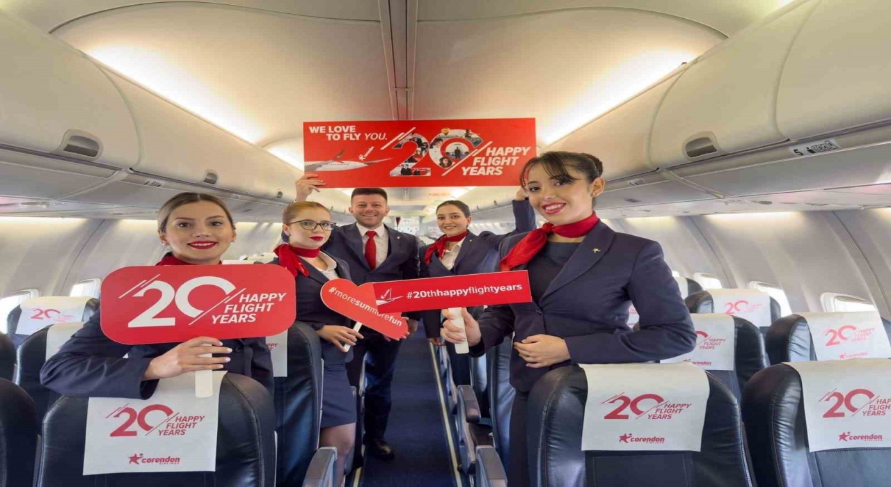 Corendon Airlines 20nci yaşını yolcularıyla gökyüzünde kutluyor