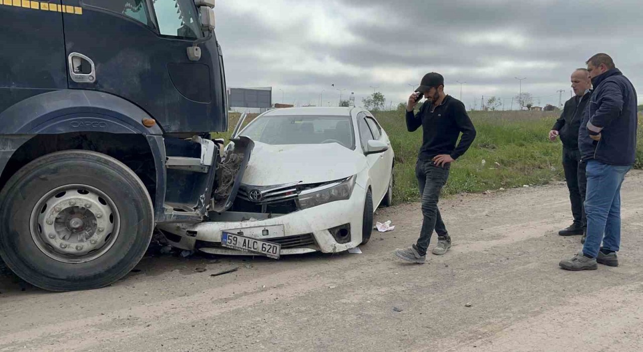 Çorluda mıcırlı yoldaki kaza kamerada