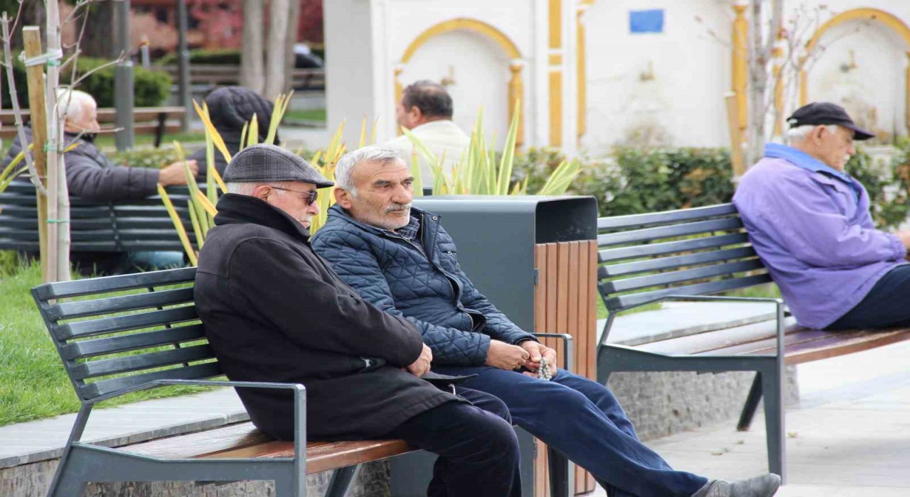 Çorumda emekli sayısı çalışan sayısına yaklaştı
