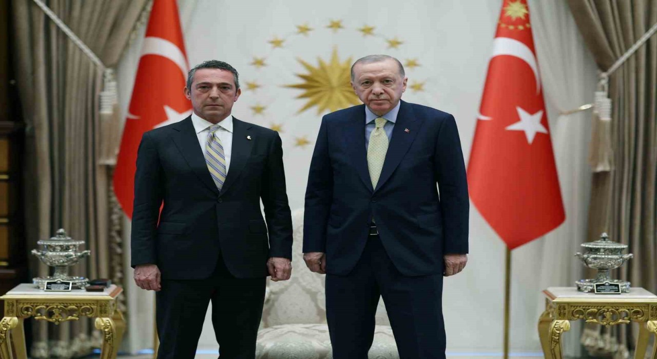 Cumhurbaşkanı Erdoğan, Fenerbahçe Spor Kulübü Başkanı Koçu kabul etti