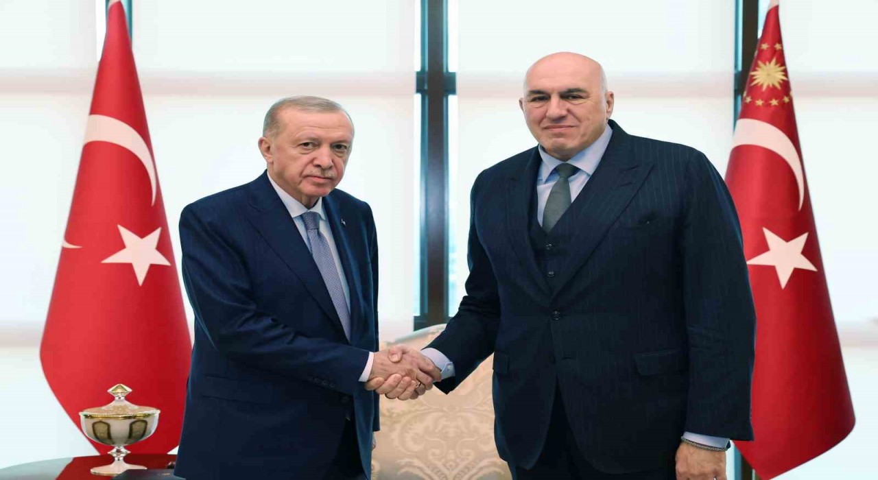 Cumhurbaşkanı Erdoğan, İtalya Savunma Bakanı Crosettoyu kabul etti