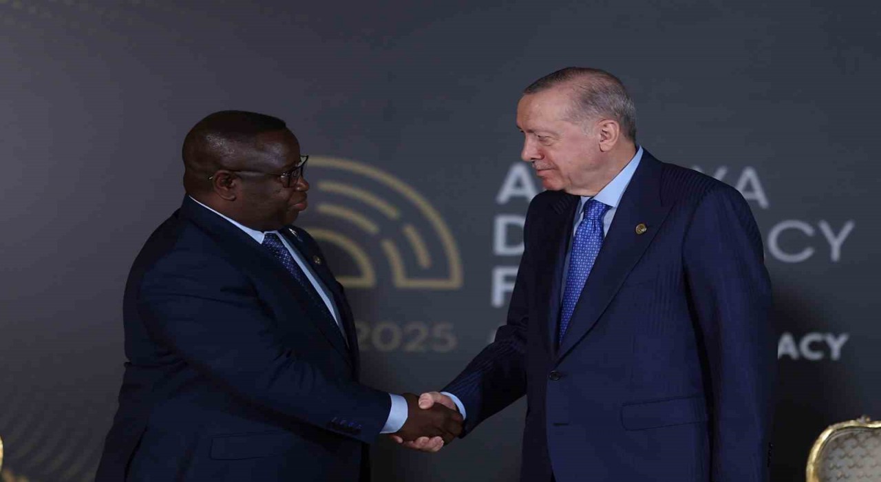 Cumhurbaşkanı Erdoğan, Sierra Leone Cumhurbaşkanı Bio ile görüştü