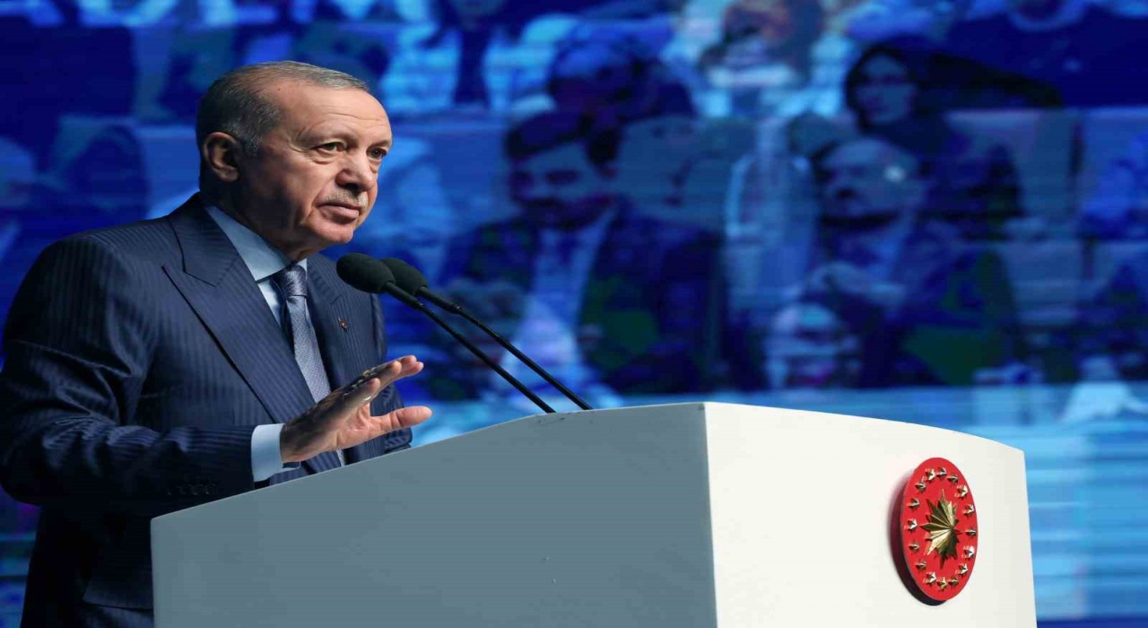 Cumhurbaşkanı Erdoğandan uyarı: Nüfusumuzdaki azalış sorunu ülkemiz için savaştan daha önemli bir tehdit