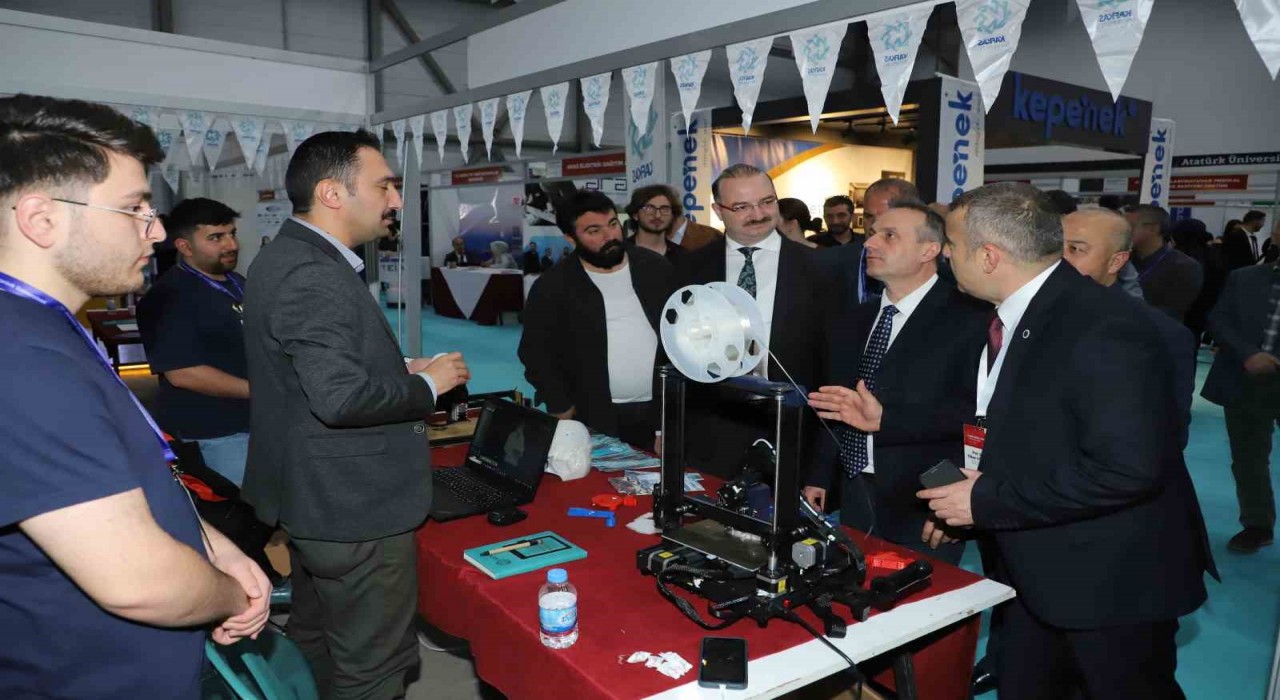 Cumhurbaşkanı Yardımcısı Yılmazdan Atatürk Üniversitesi vurgusu