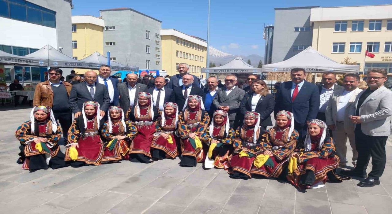 Develide yerel lezzetler ve akademik kariyerler bütünleşti