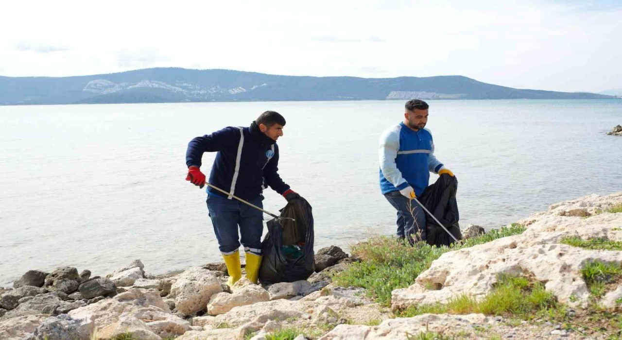 Didim Belediyesi sahilleri yaza hazırlıyor