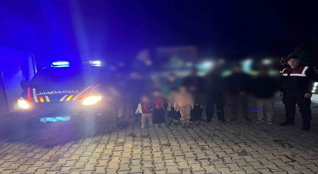 Didimde 13 düzensiz göçmen yakalandı