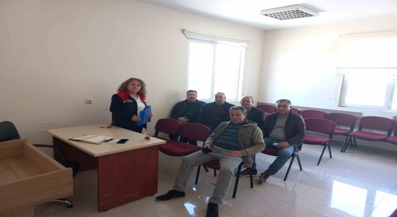 Didimde muhtarlara Zeytinde İyi Tarım Uygulamaları Projesi tanıtıldı