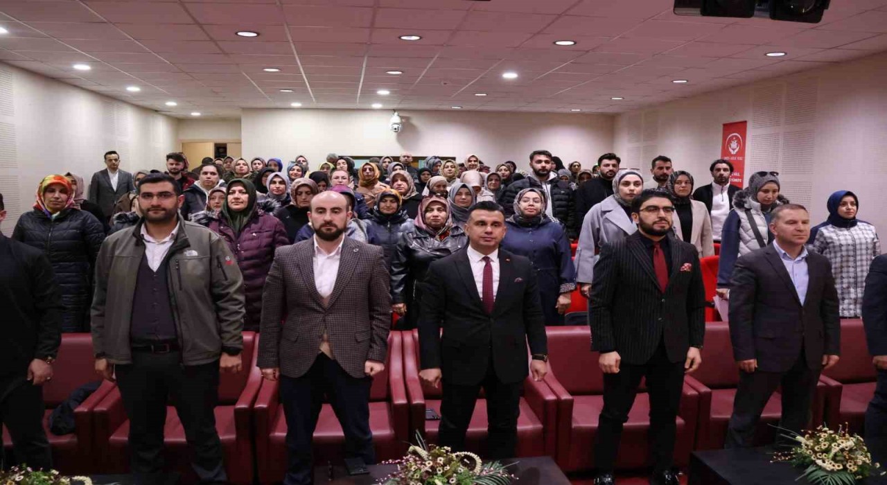 Dijital çağda aile söyleşisi: Bilinçlen, güçlen, aktar