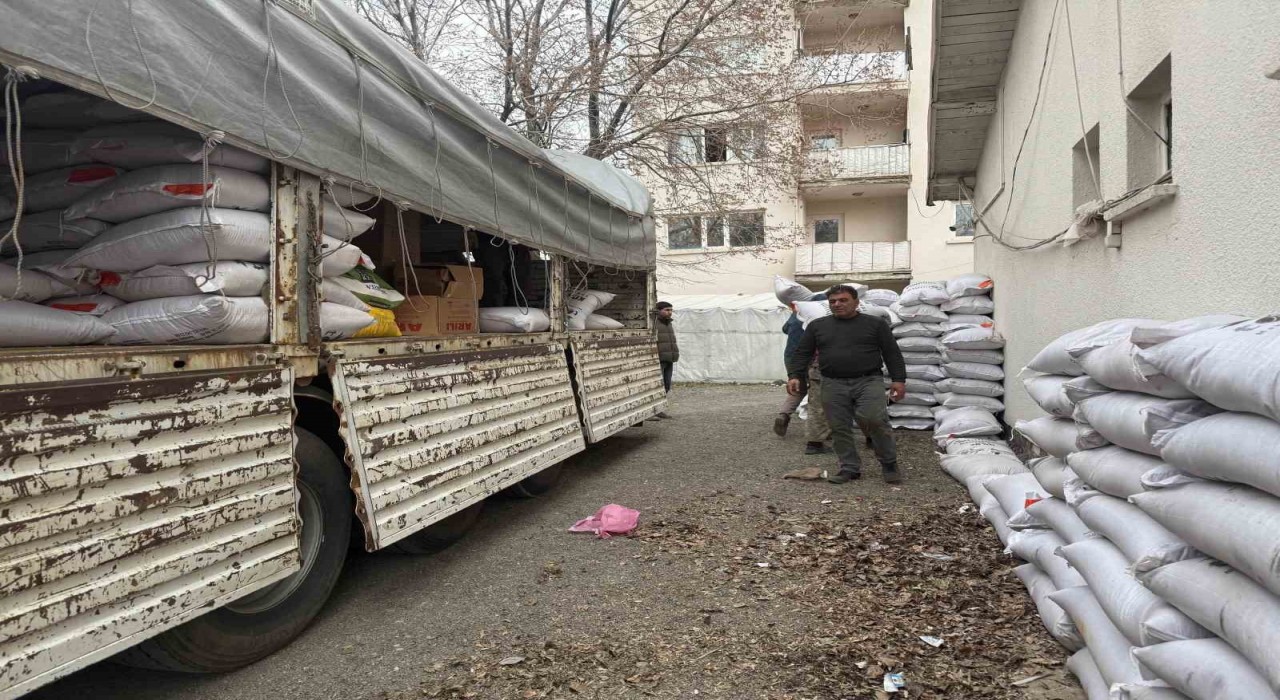 Diyadinde çiftçiye korunga tohumu desteği