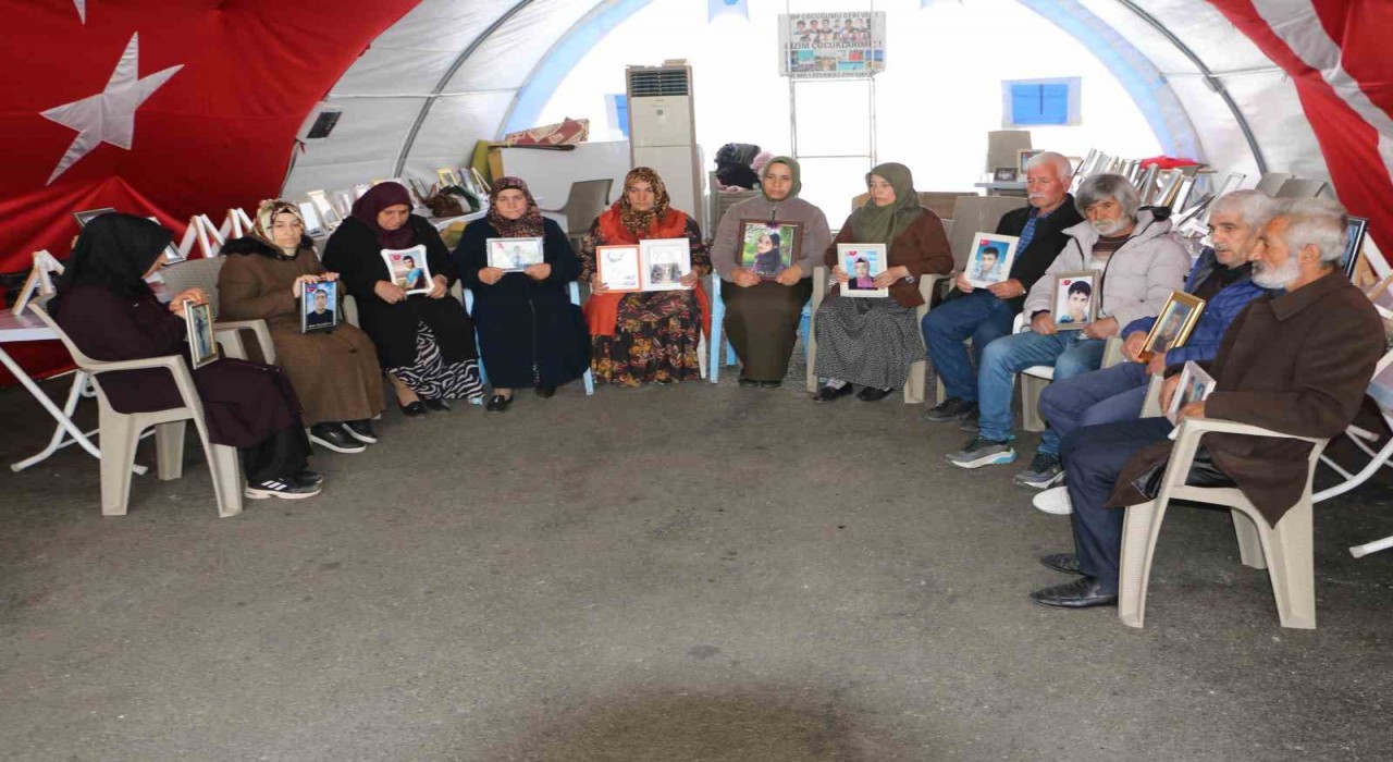 Diyarbakır anneleri eylemlerine Ankarada devam etmeyi planlıyor