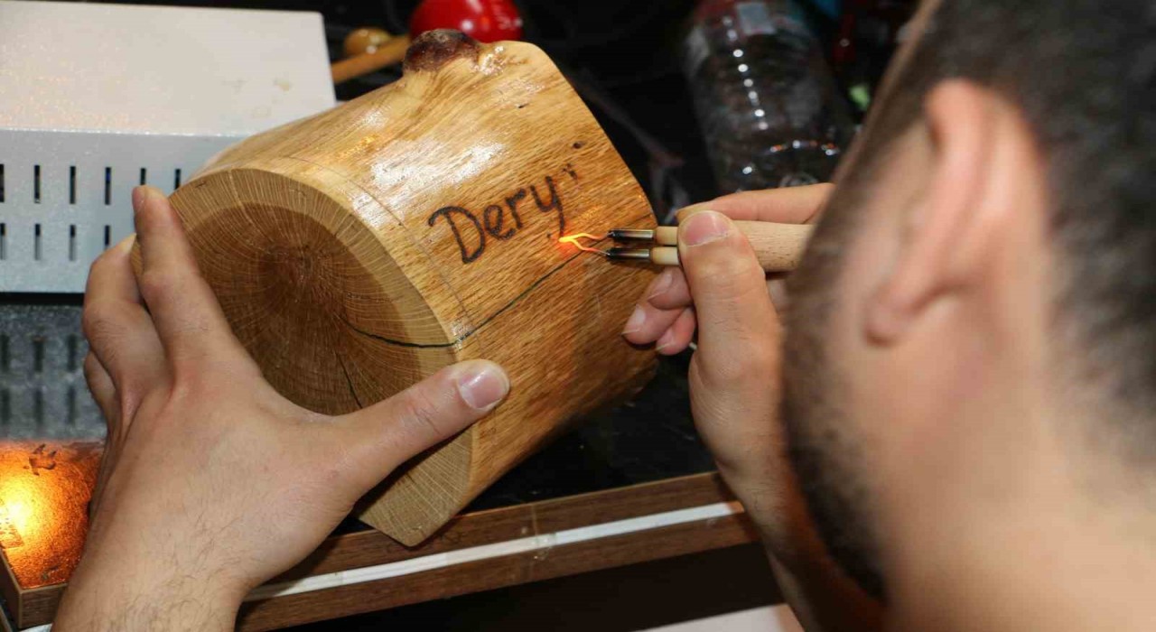 Diyarbakırda turistlerin gözdesi kişiselleştirilmiş hediyelik eşyalar