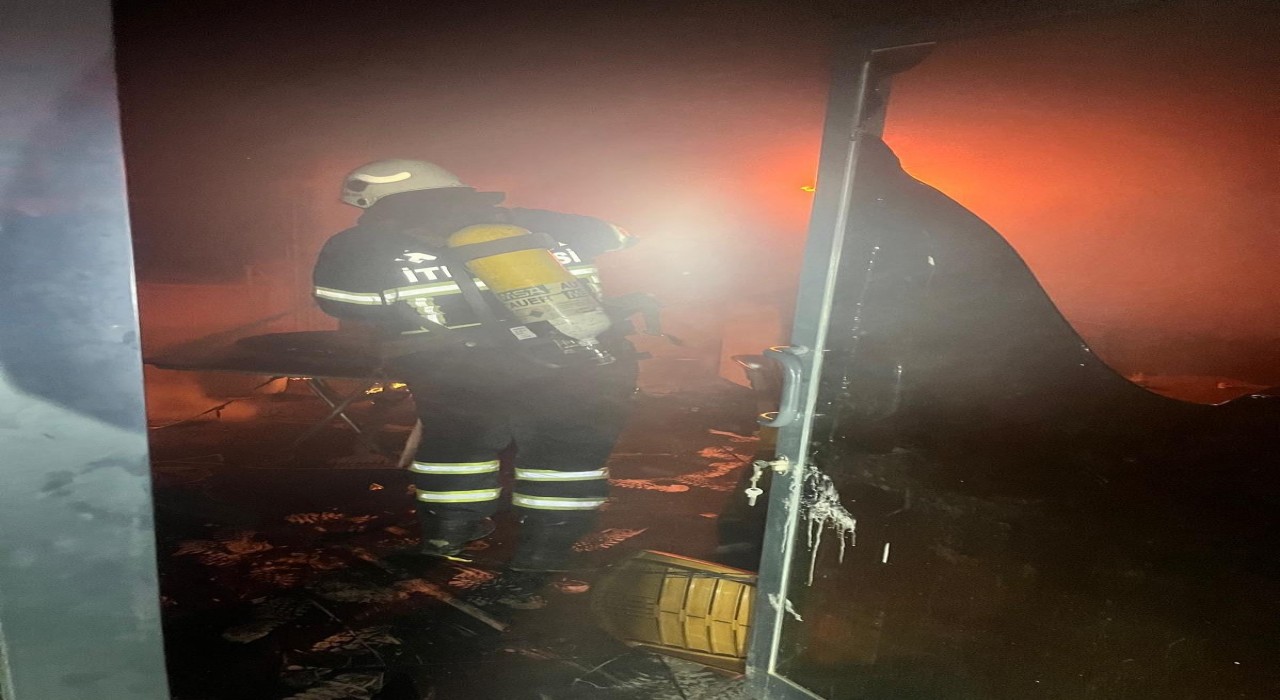 Dönercide korkutan yangın