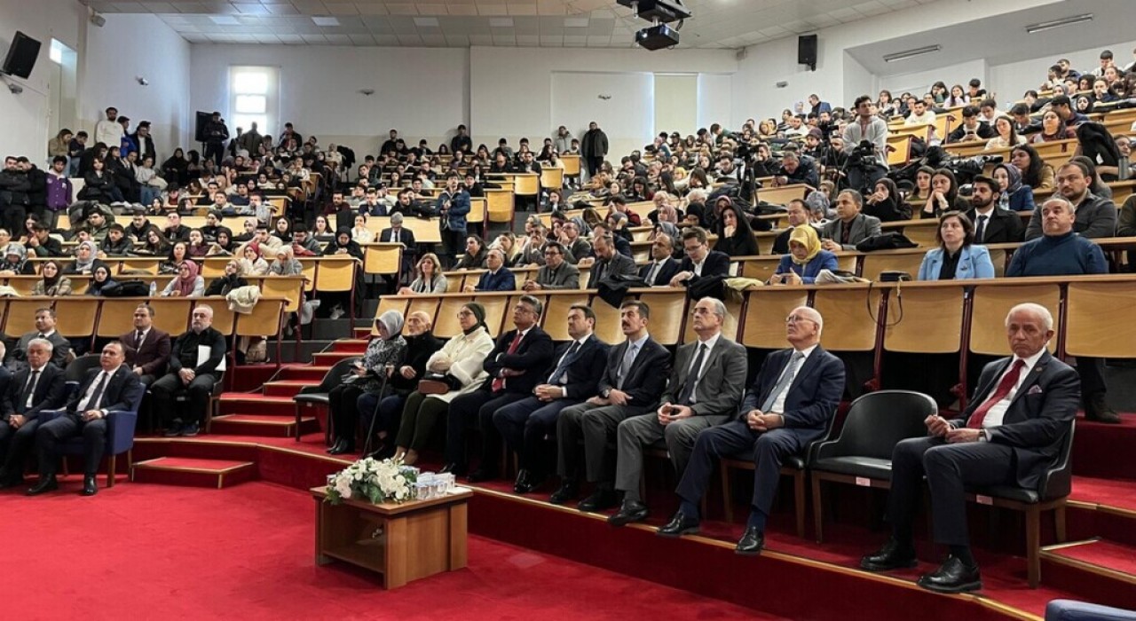 DPÜde Anadoluda İlk Bilimler Ansiklopedisi Sempozyumu düzenlendi