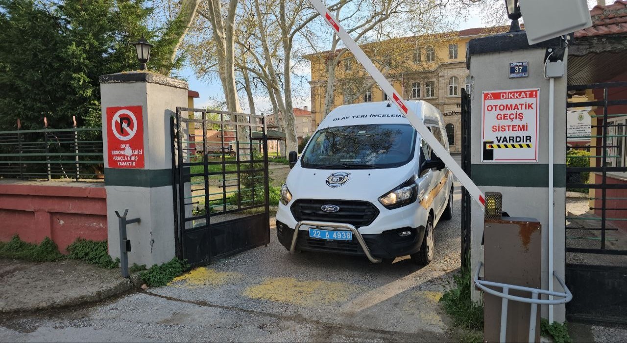 Edirnede 14 yaşındaki kız çocuğu okul bahçesinde ölü bulundu