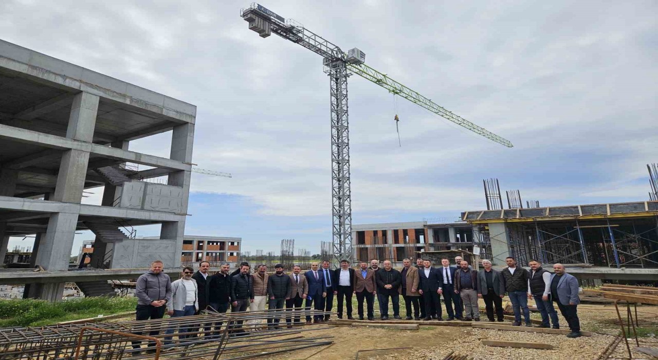 Edremit ve Havranda sağlık yatırımları hız kazandı