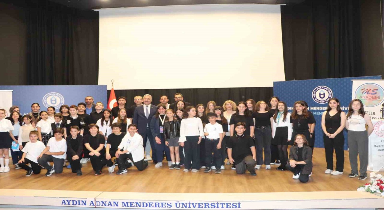 Efelerde genç yetenekler sahne aldı