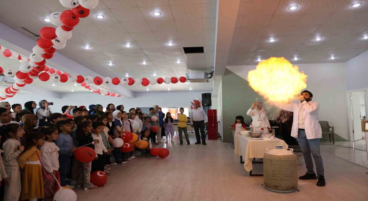 Elazığ Bilim Merkezinde 23 Nisan coşkusu