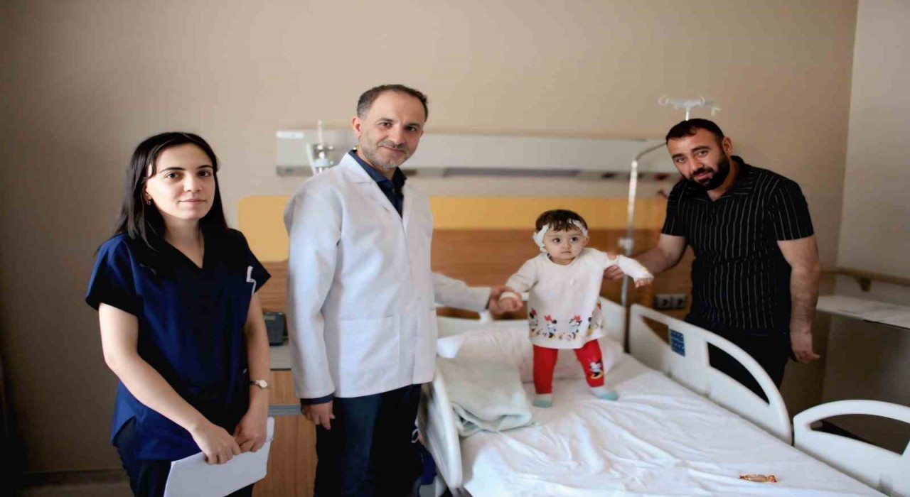 Elazığda bebekler, Biyonik Kulak operasyonuyla duymaya başladı