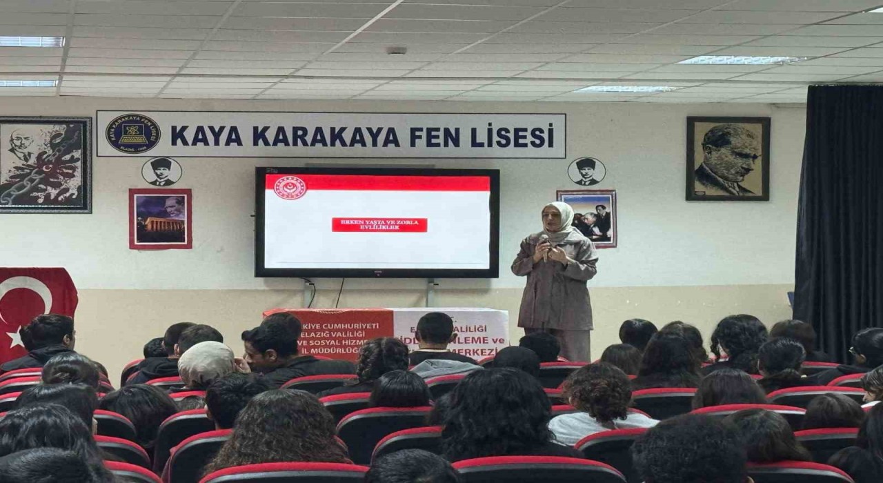 Elazığda öğrencilere, kadına yönelik şiddetle mücadele eğitimi