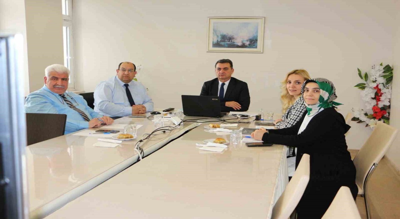 Elazığda sağlıklı beslenme ve hareketli hayat değerlendirme toplantısı