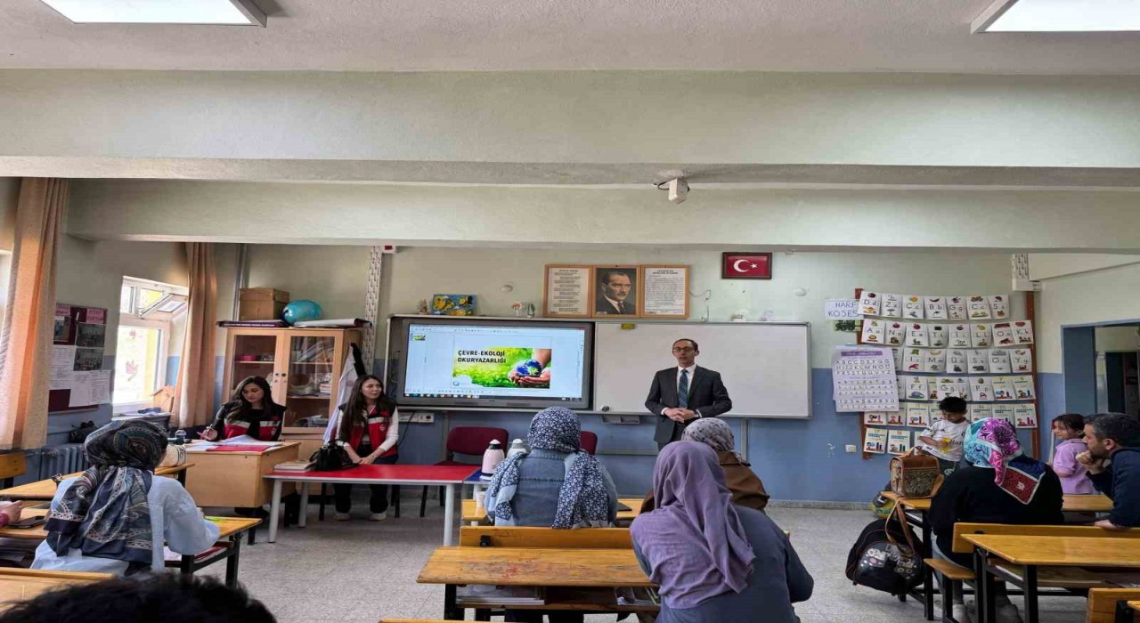 Emette İlçe Tarım Müdürlüğünden öğrenci velilerine eğitim