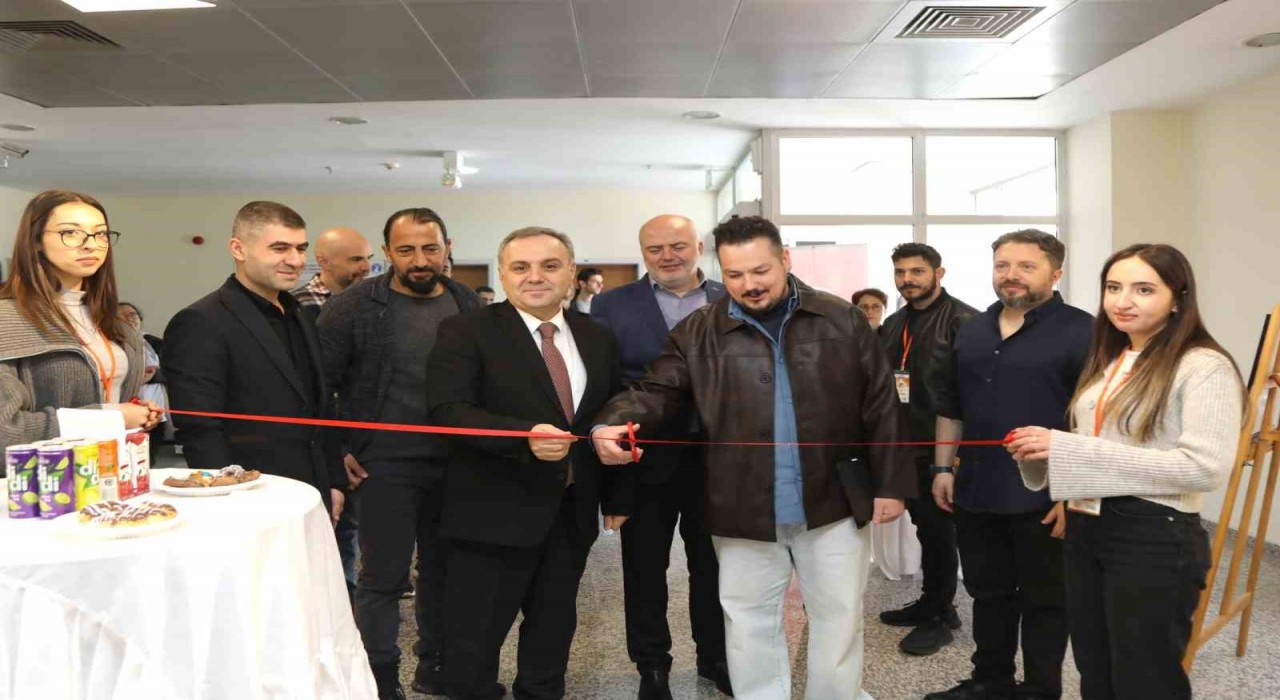 ERÜde Amfilerden Setlere Yönetmenlik paneli düzenlendi