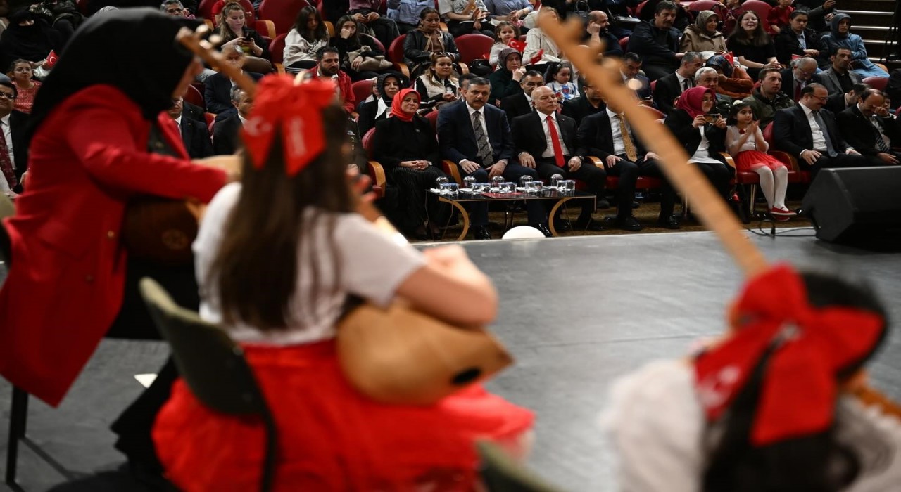 Erzurumda 23 Nisan coşkusu