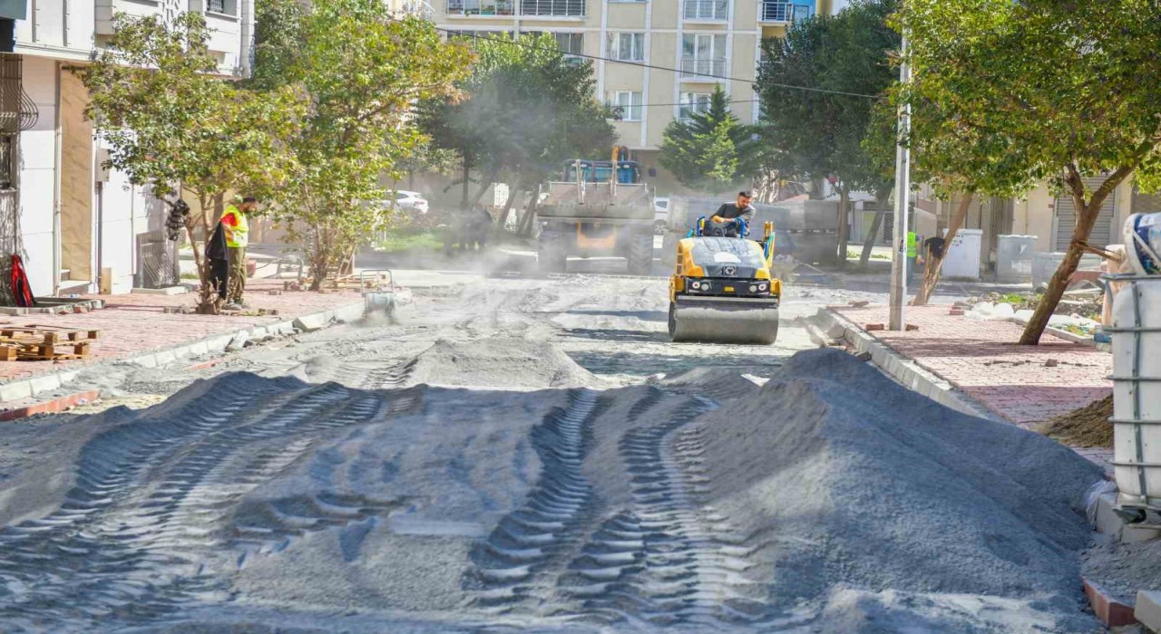 Esenyurtta 5 ayda 129 bin 298 metrekare parke yol yapıldı
