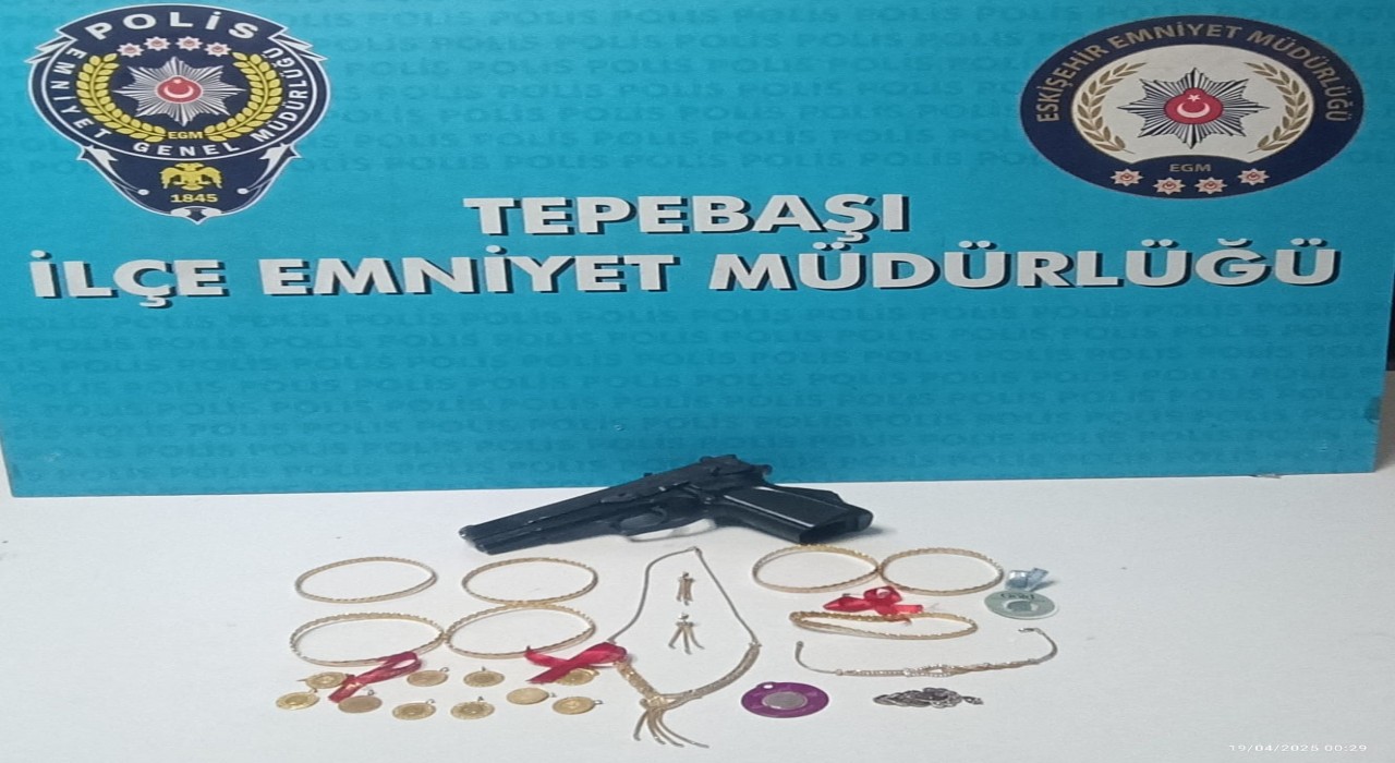 Eskişehirde dolandırıcılık olayından 4 şüpheli şahıs yakalandı