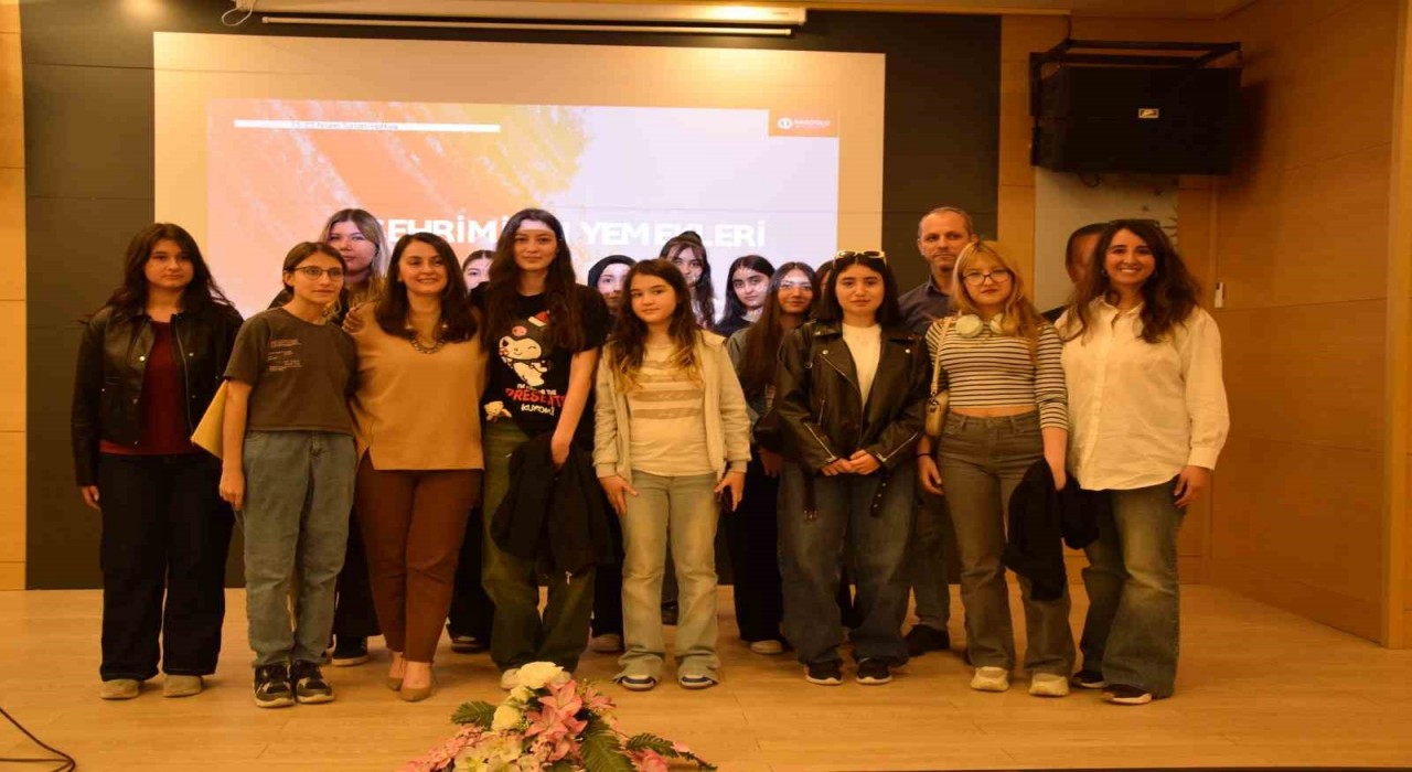 Eskişehirde Turizm Haftasında ‘Şehrimizin Yemekleri semineri düzenlendi