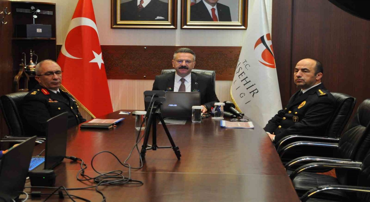Eskişehirdeki sokak olaylarında 5 polis memuru yaralandı