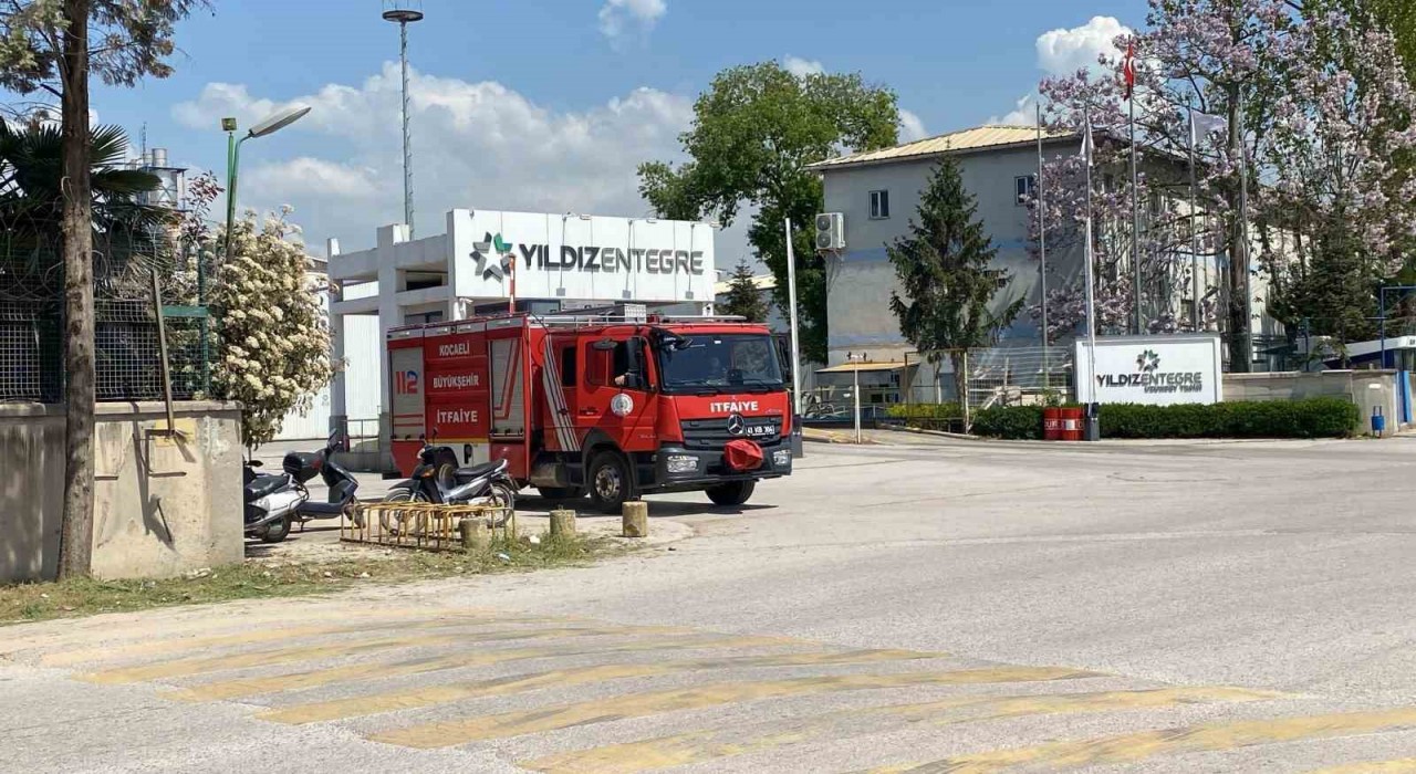 Fabrikada çıkan yangın itfaiye ekiplerini harekete geçirdi