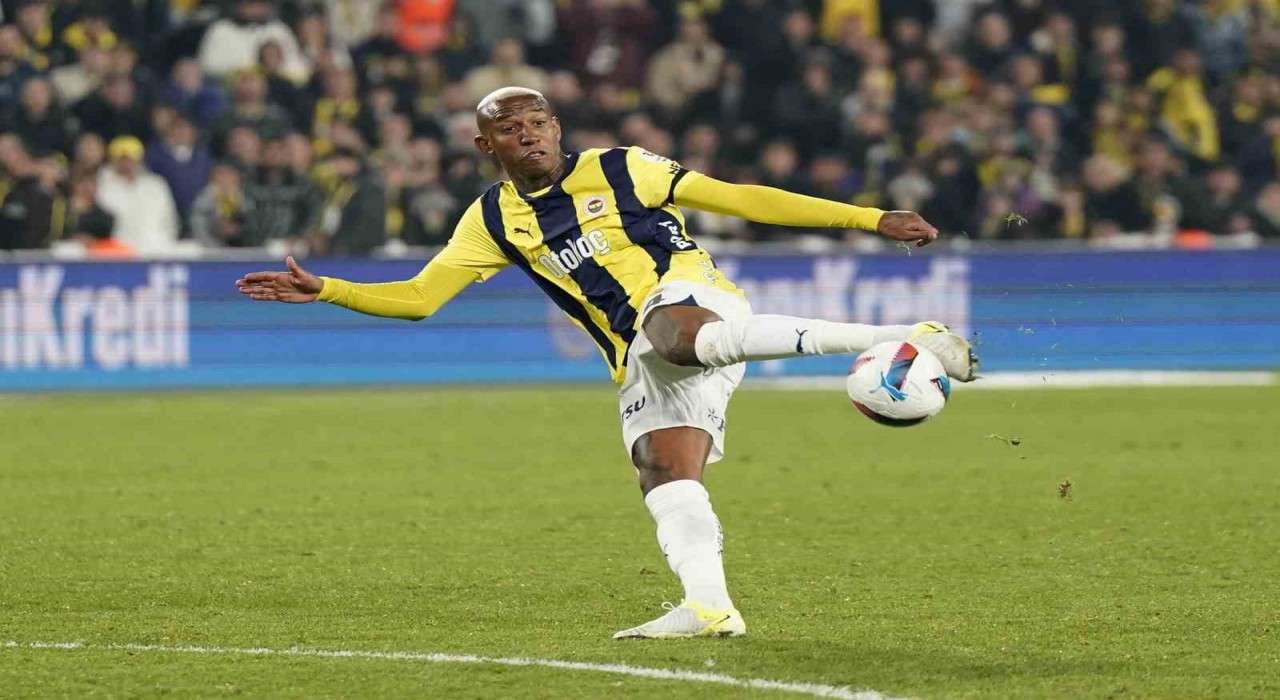 Fenerbahçe, derbide Taliscaya güveniyor