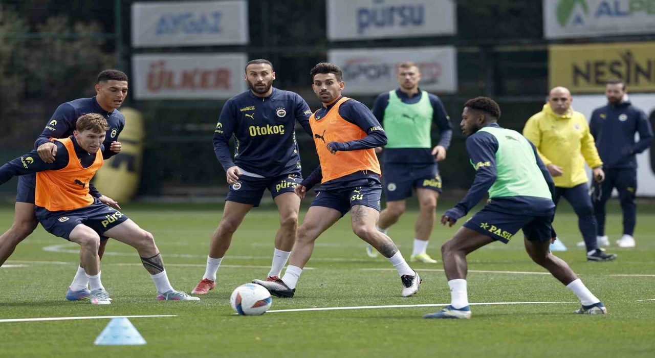 Fenerbahçede, Beşiktaş derbisinin hazırlıkları başladı